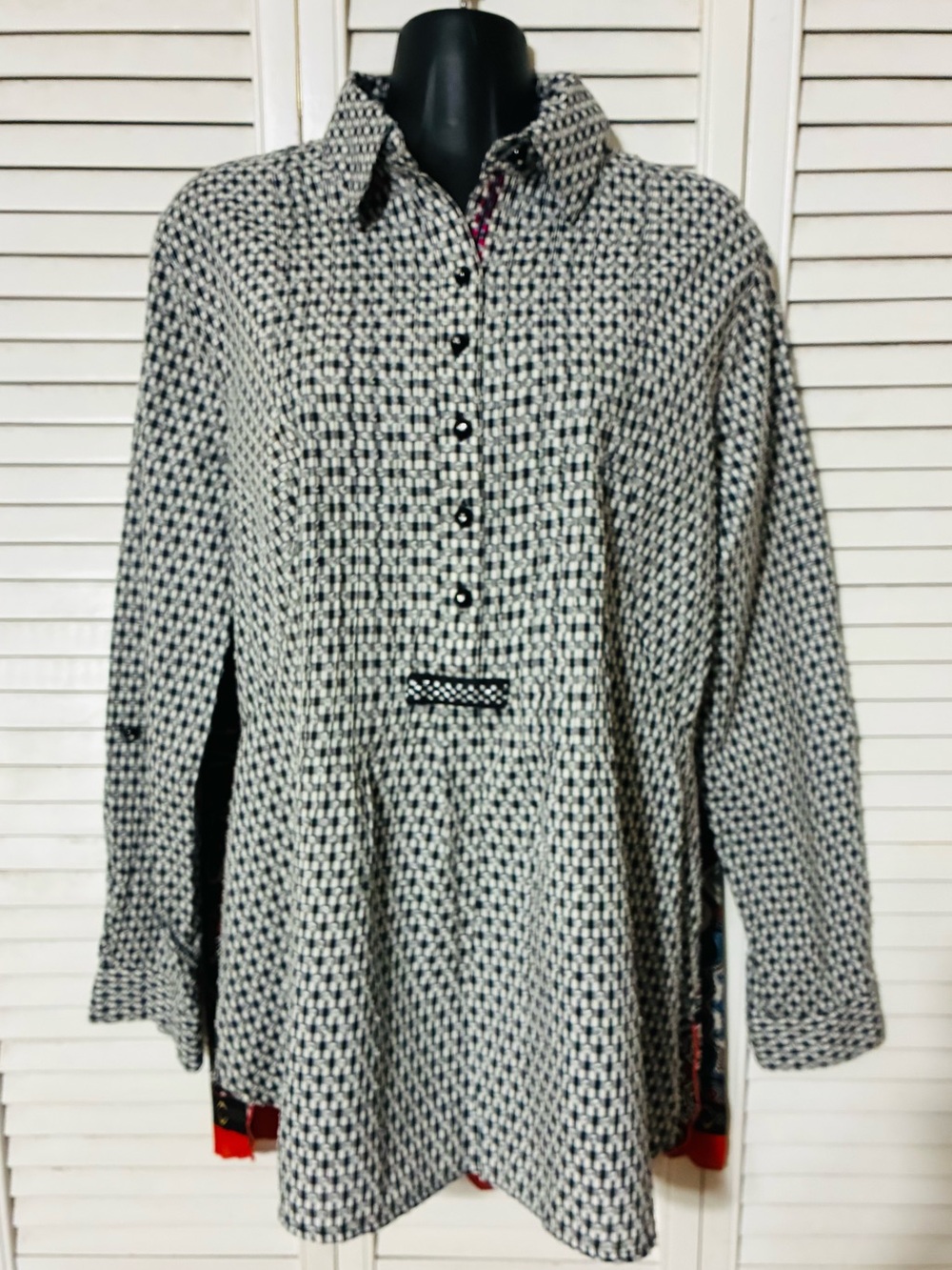 John Mark M Black and White Patterned Button-Up Tunic
